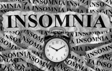 נדודי שינה INSOMNIA